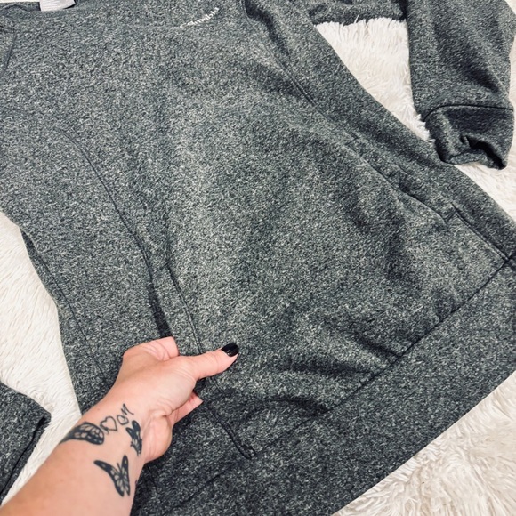 COLUMBIA marled gray woman’s pullover long sleeve w/pockets Size XS - Picture 2 of 10